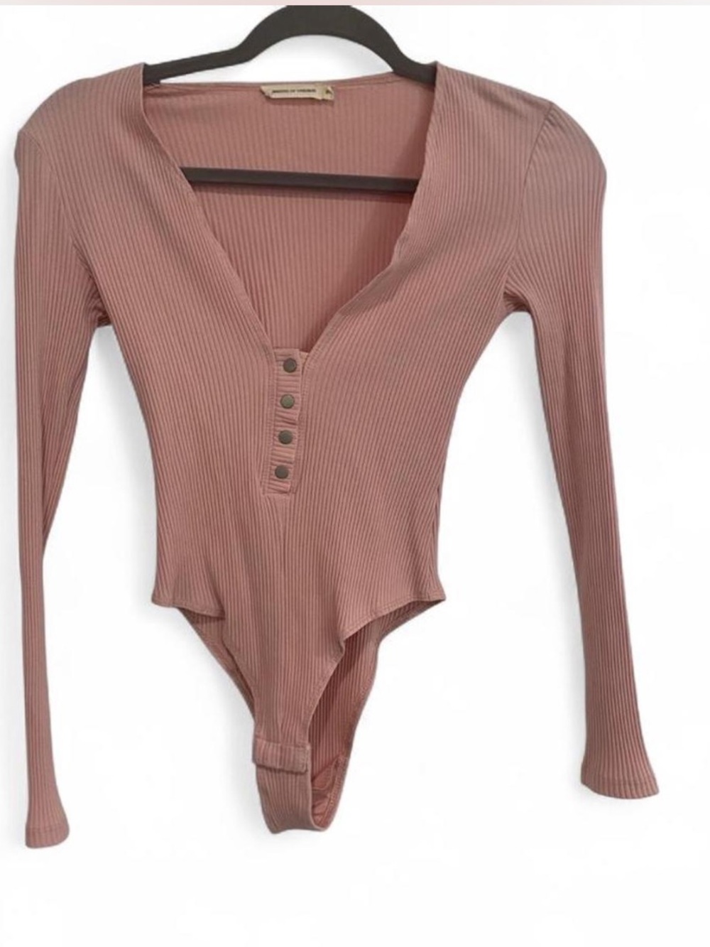MAKERS OF DREAMS PINK LONG SLEEVE RIBBED V NECK BODYSUIT SIZE SMALL